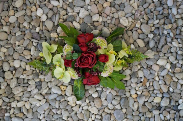 Bloemstuk rood 45cm